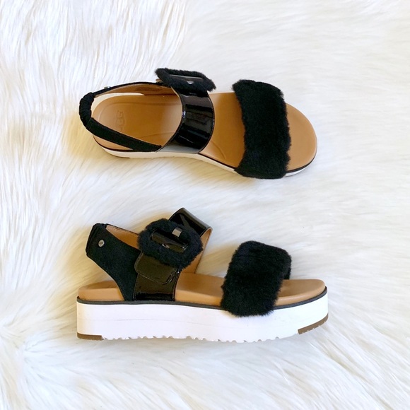 UGG Black Le Fluff Platform Sandals - Picture 4 of 8